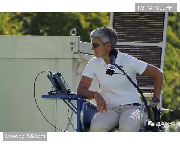 杭州网球队的阵地战揭秘：深度解析网球战术与团队协作技巧